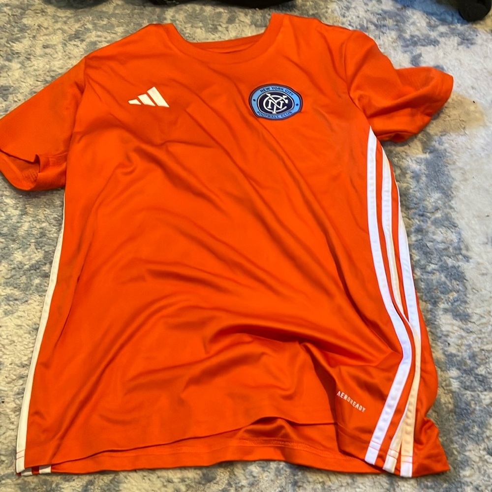 Nycfc jersey small